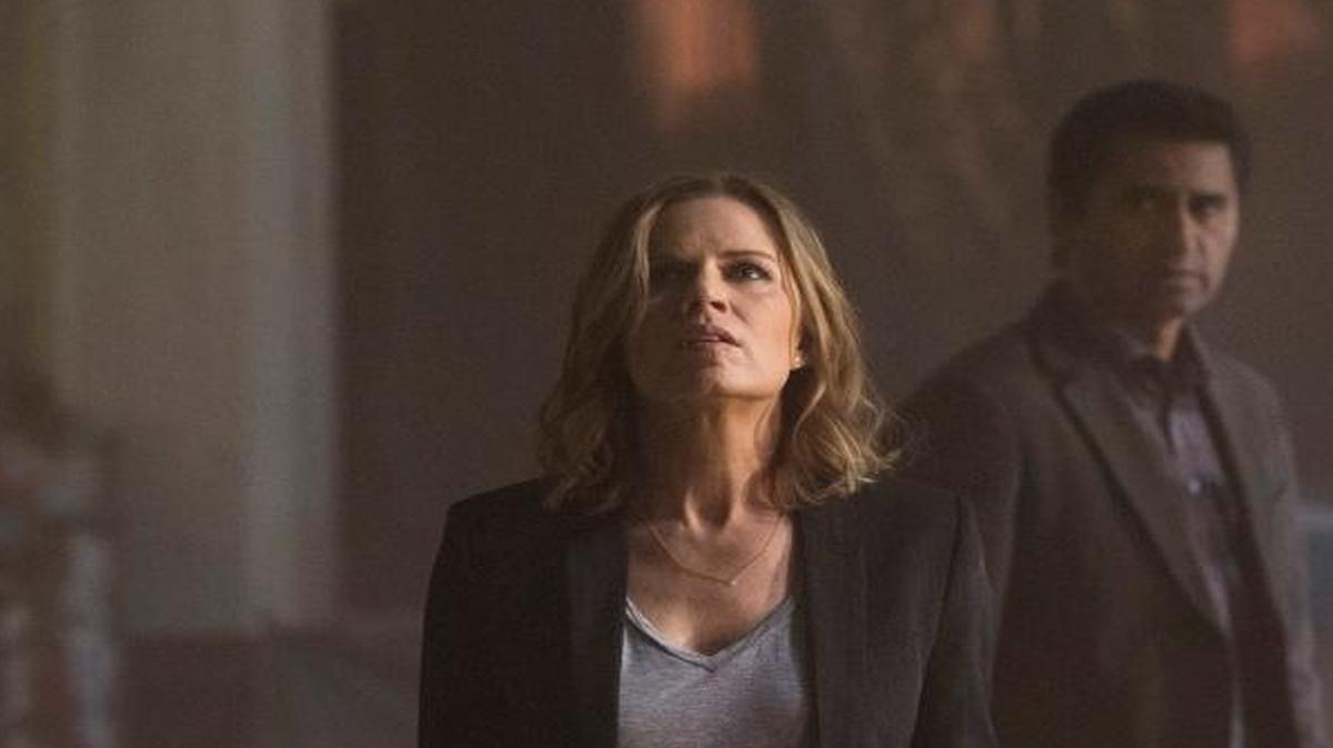 Kim Dickens, left, as Miranda and Cliff Curtis as Sean in a scene from “Fear the Walking Dead,” season 1.