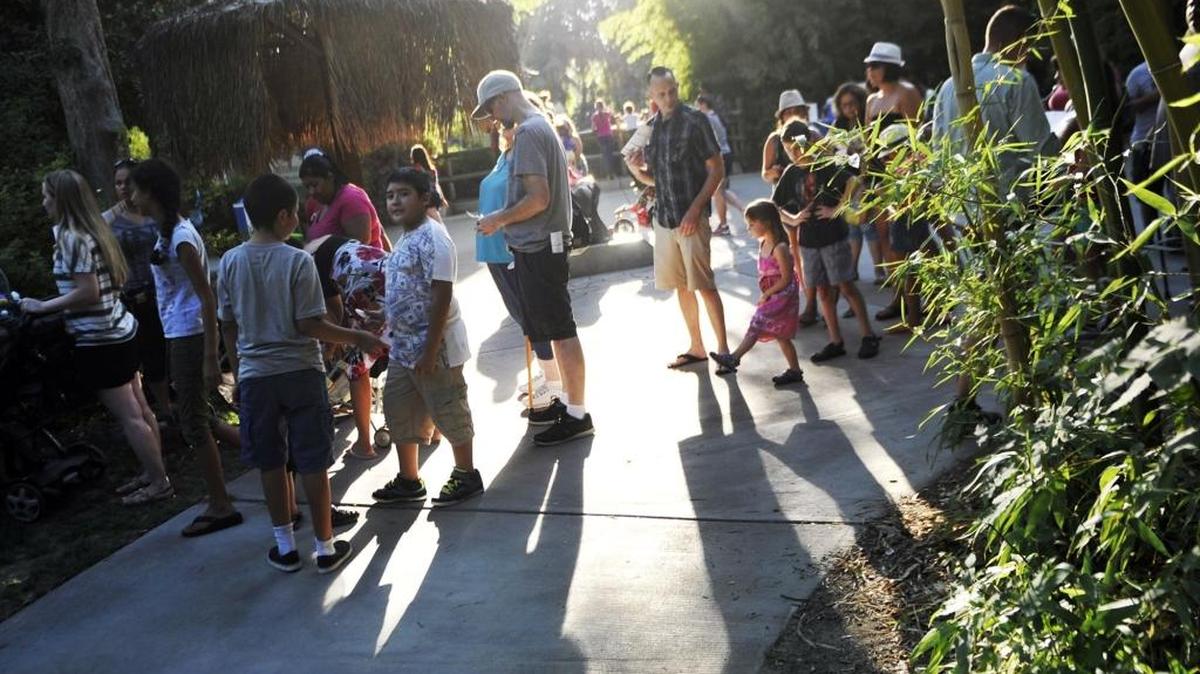 Crowds line up for one of the many treats at Producers Ice Cream Zoofari.