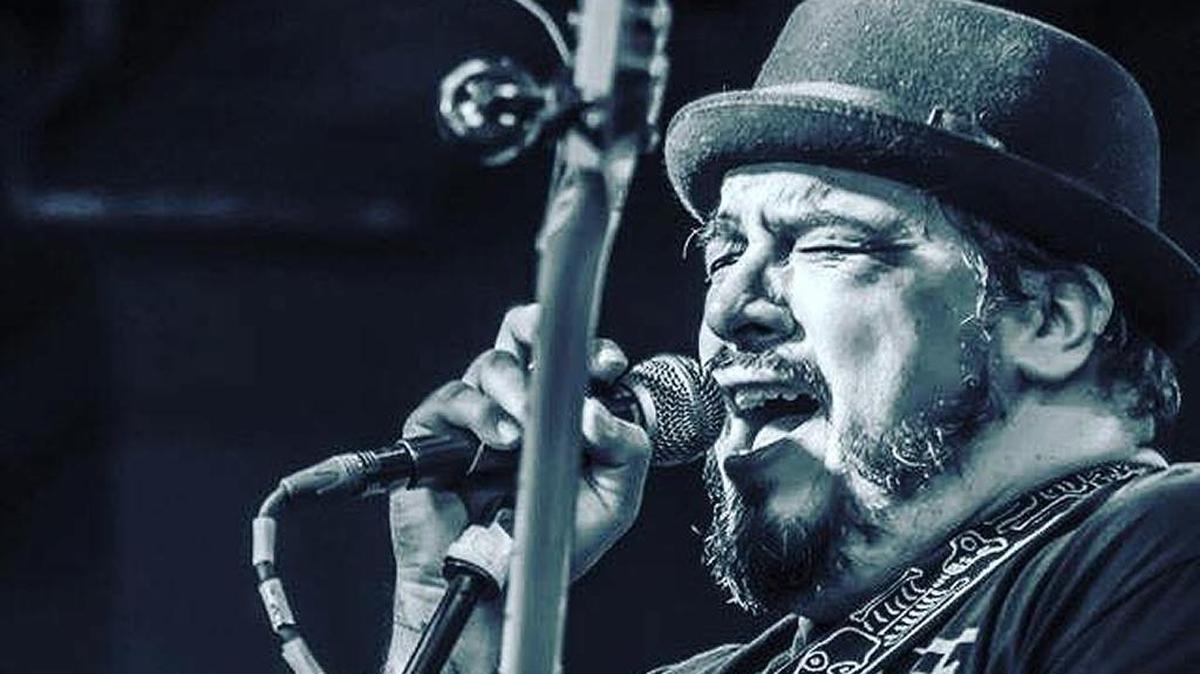 Carlos Montano performs tonight.