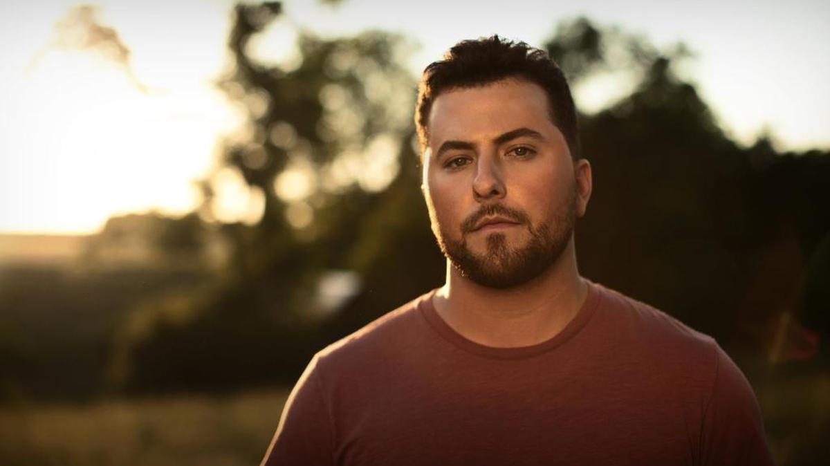 Tyler Farr performs at Table Mountain Casino.
