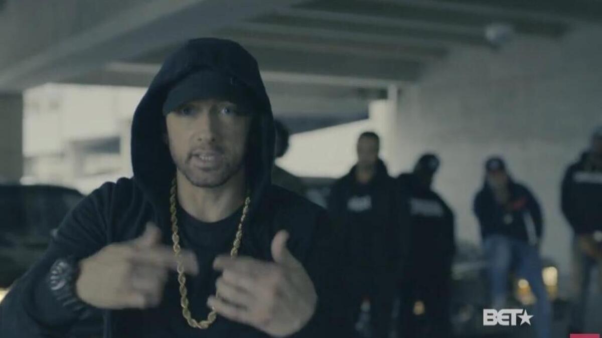 Hip hop artist Enimem called out President Donald Trump during a freestyle rap that was part of the BET Hip Hop Awards on Tuesday. Enimem lit up Trump spending more time criticizing NFL players for kneeling during the national anthem rather than garner support to help hurricane victim in Puerto Rico.