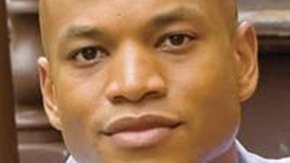 Army veteran and news correspondent Wes Moore speaks in the San Joaquin Valley Town Hall series.