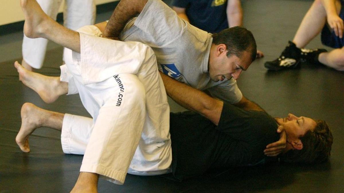 Royce Gracie will conduct two jiu-jitsu seminars in Clovis.