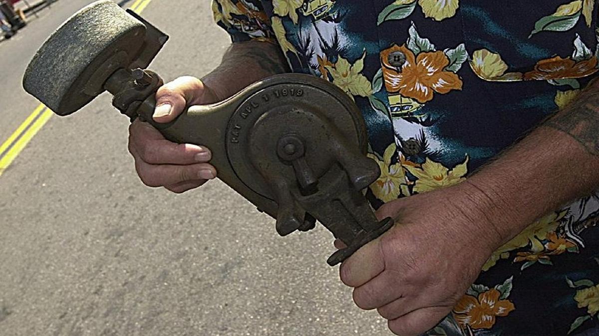 Score! The Old Town Clovis Antiques and Gun Show runs today through Sunday.