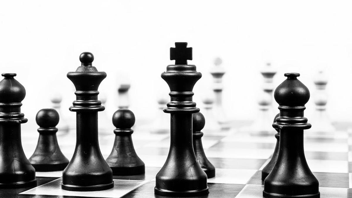 The Fresno Chess Club meets at Monday, April 17, 2017, at Carl’s Jr., 3820 N. Cedar Ave., in Fresno.