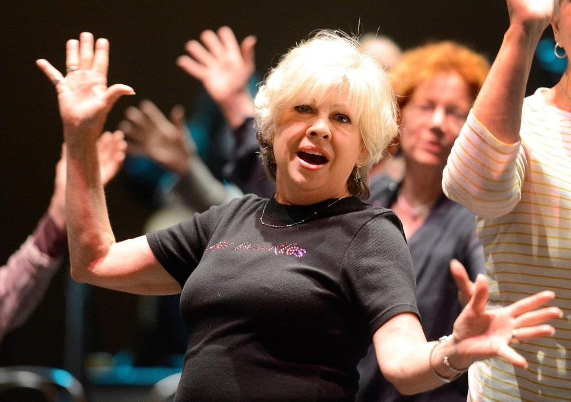 Dede Nibler performs during a May 2015 New Wrinkles rehearsal.