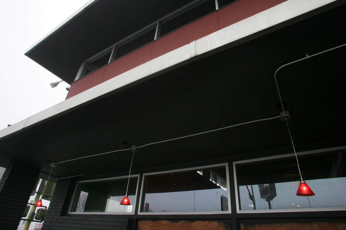 Sidewalk view of the  Fulton 55, in its last days of construction in 2011, at the corner of Fulton and Divisadero Streets.