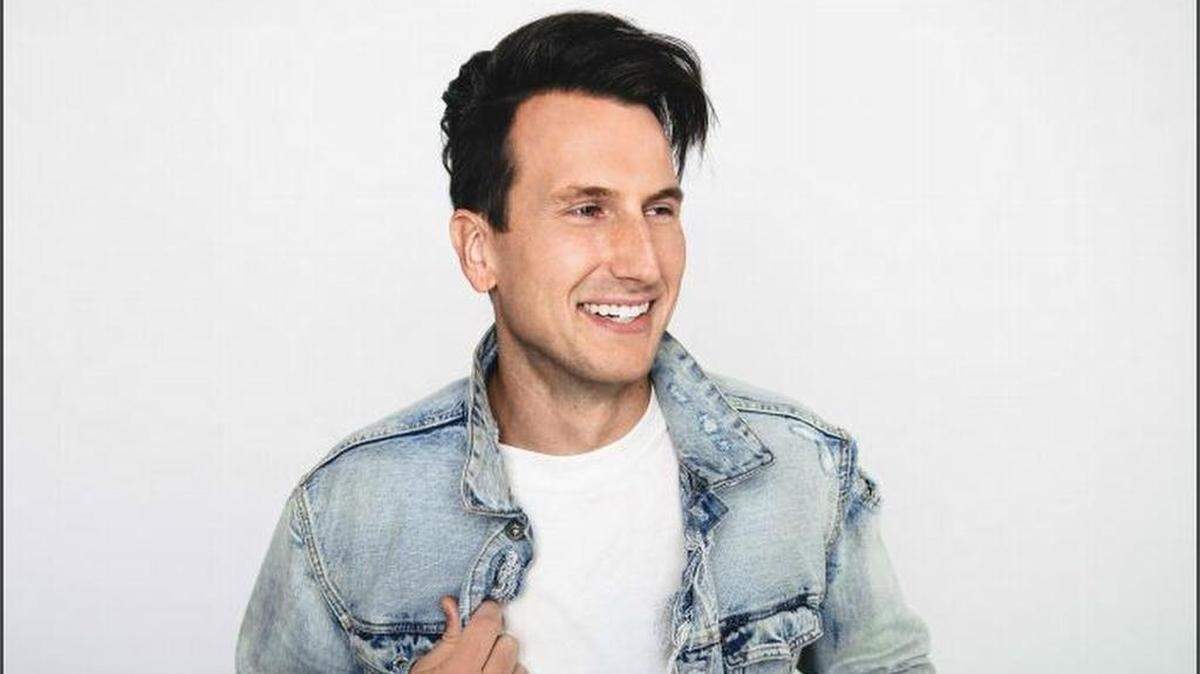 Russell Dickerson plays the 105th Clovis Rodeo on Thursday, April 25, 2019.