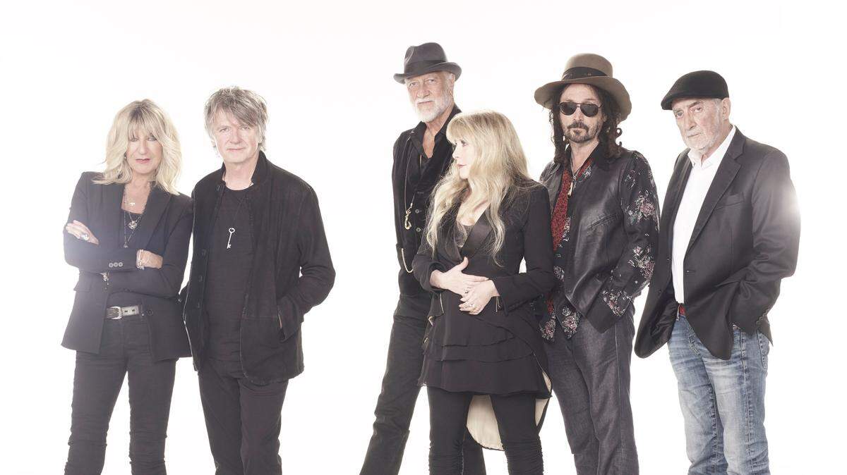 Fleetwood Mac’s new lineup performs Dec. 6, 2018 at the Save Mart Center in Fresno, CA.