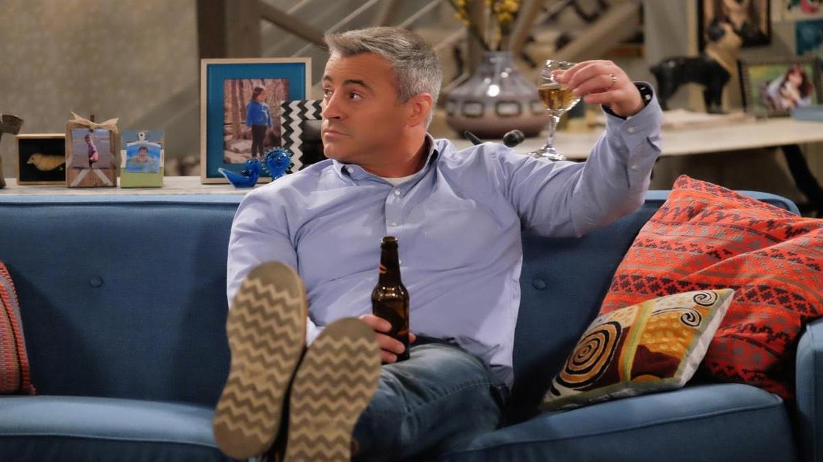 Matt LeBlanc stars in a new CBS comedy about a contractor who starts spending more time with his kids when his wife returns to work in “Man With a Plan.”