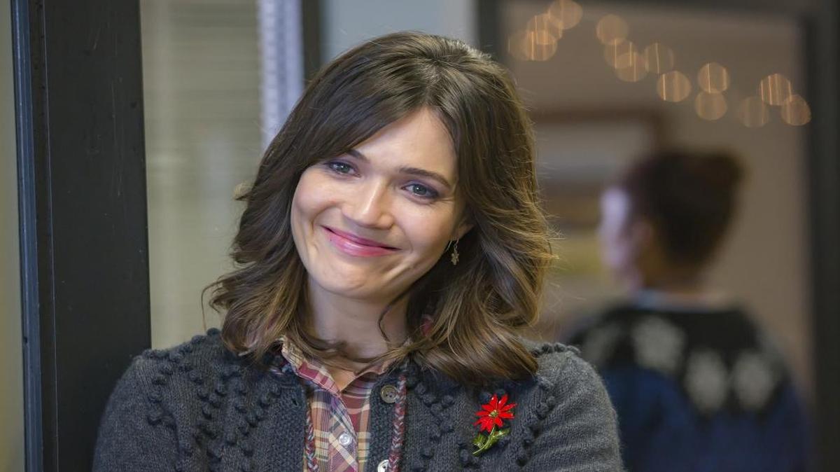 Mandy Moore as Rebecca in the NBC series, “This Is Us.” In this week’s Fresno Beehive podcast, the Bee’s pop-culture commentators discuss what the show makes for great television.