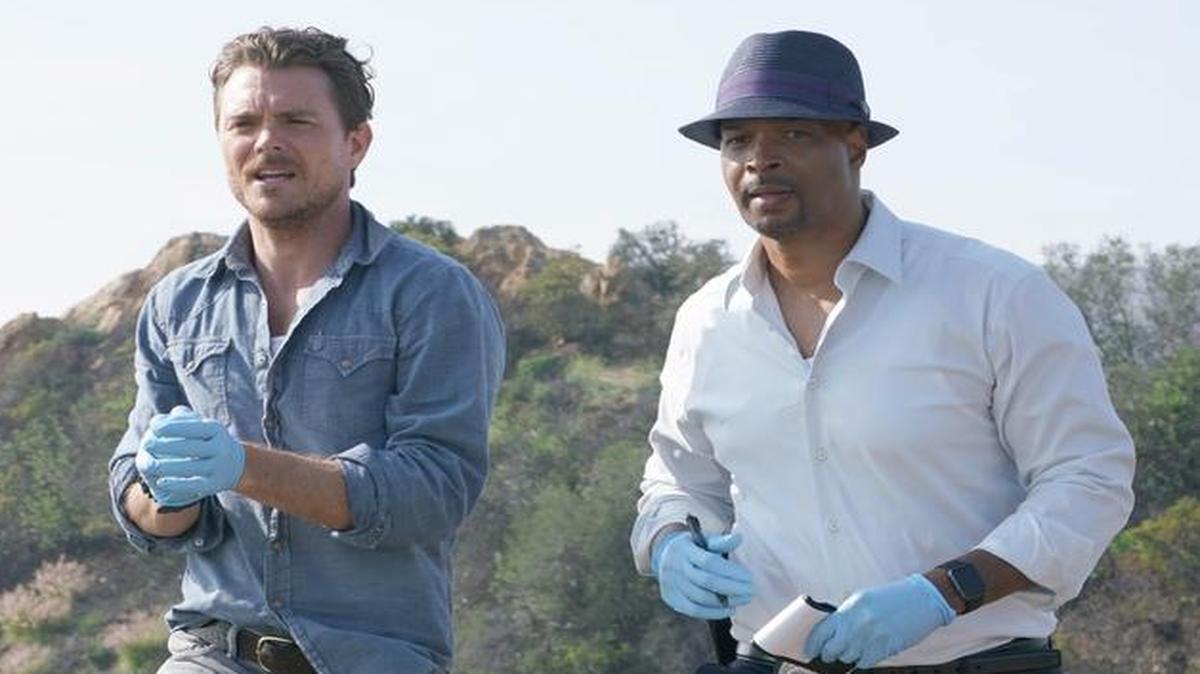 Clayne Crawford and Damon Wayans star in the new FIX series “Lethal Weapon.”
