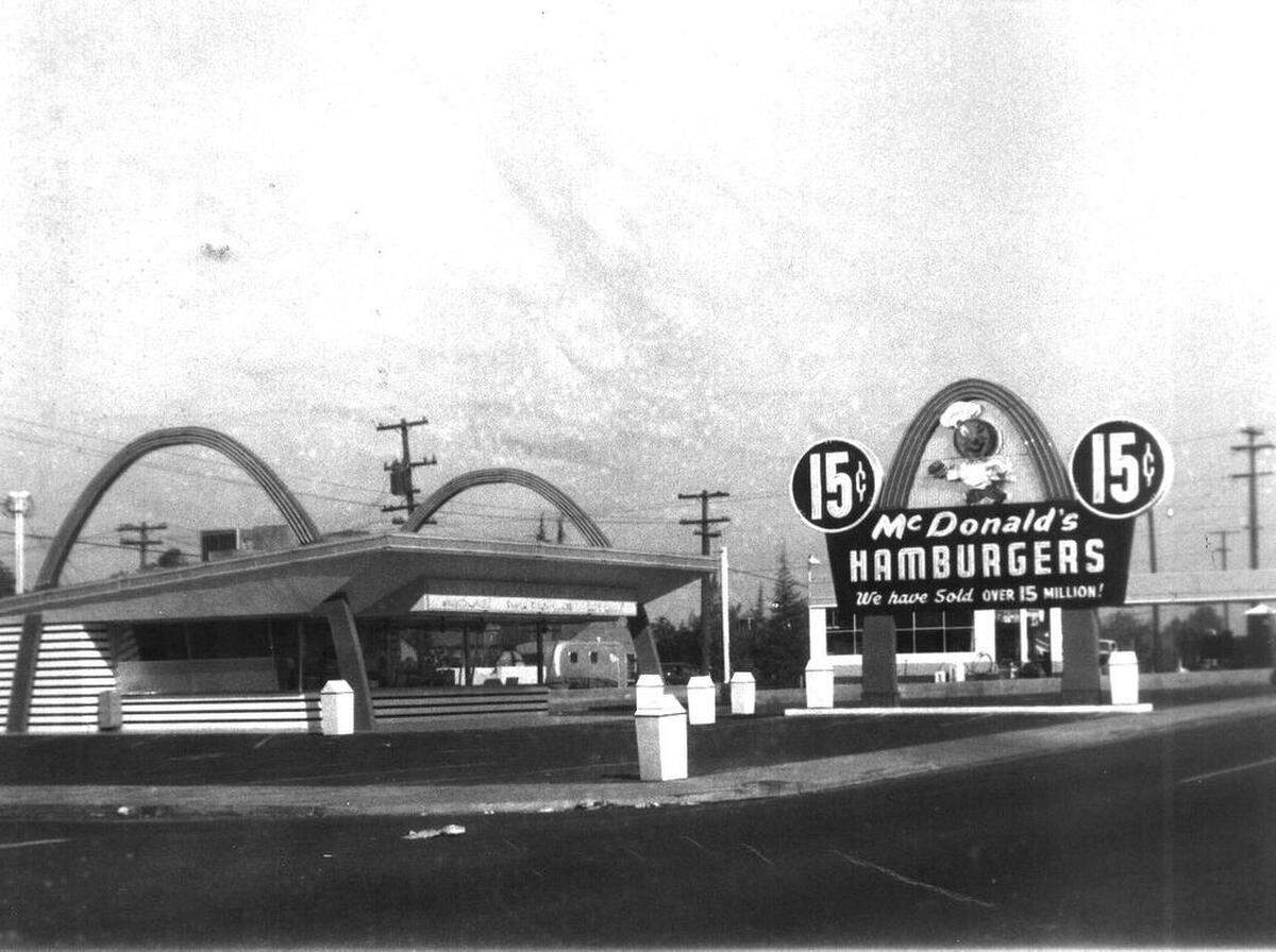 McDonalds first opened in Fresno in 1955 at the corner of Blackstone and Shields avenues. It was the first corporate franchise of the famous chain in the United States.
