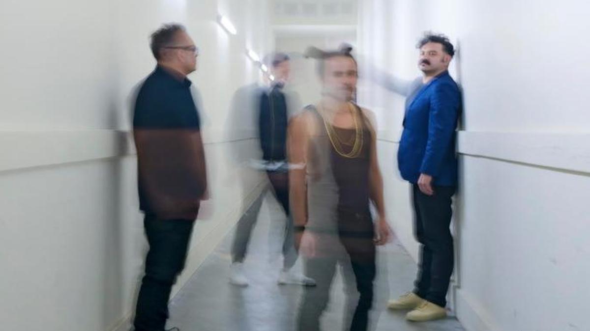 Mexican rock group Café Tacvba hits Fresno on its just-announced fall tour. The band plays Oct. 13 at Rotary Amphitheater in Woodward Park.