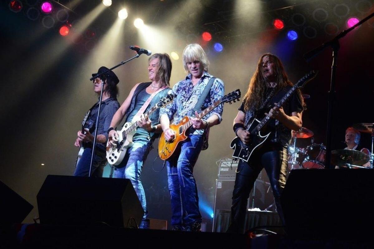 BOSTYX performs at Tower Theatre.