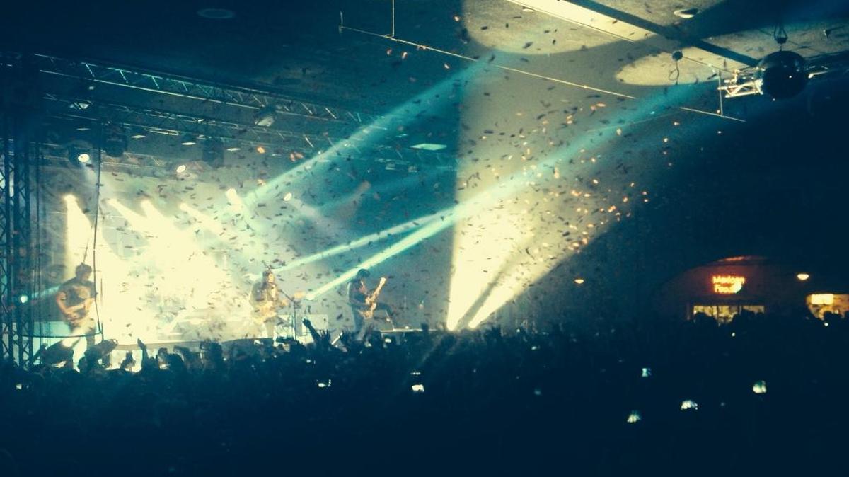 San Diego rock band Pierce the Veil on stage at the Rainbow Ballroom, Saturday, Oct. 15, 2016.