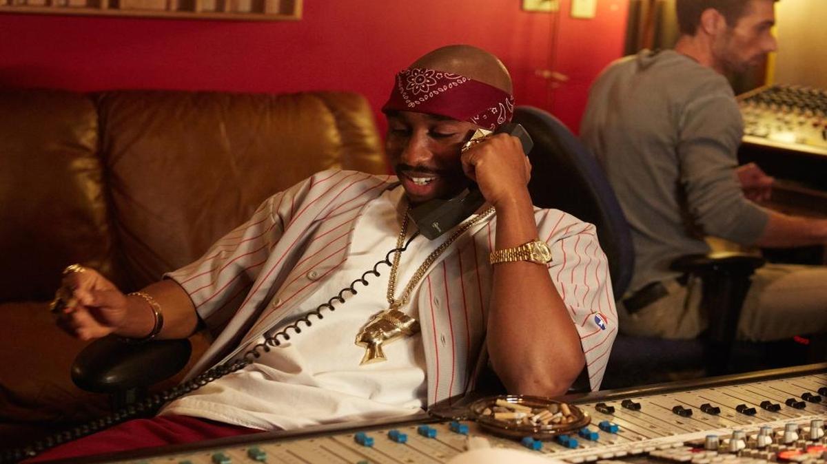 Demetrius Shipp Jr. stars as the rapper Tupac Shakur in the film “All Eyez on Me.”