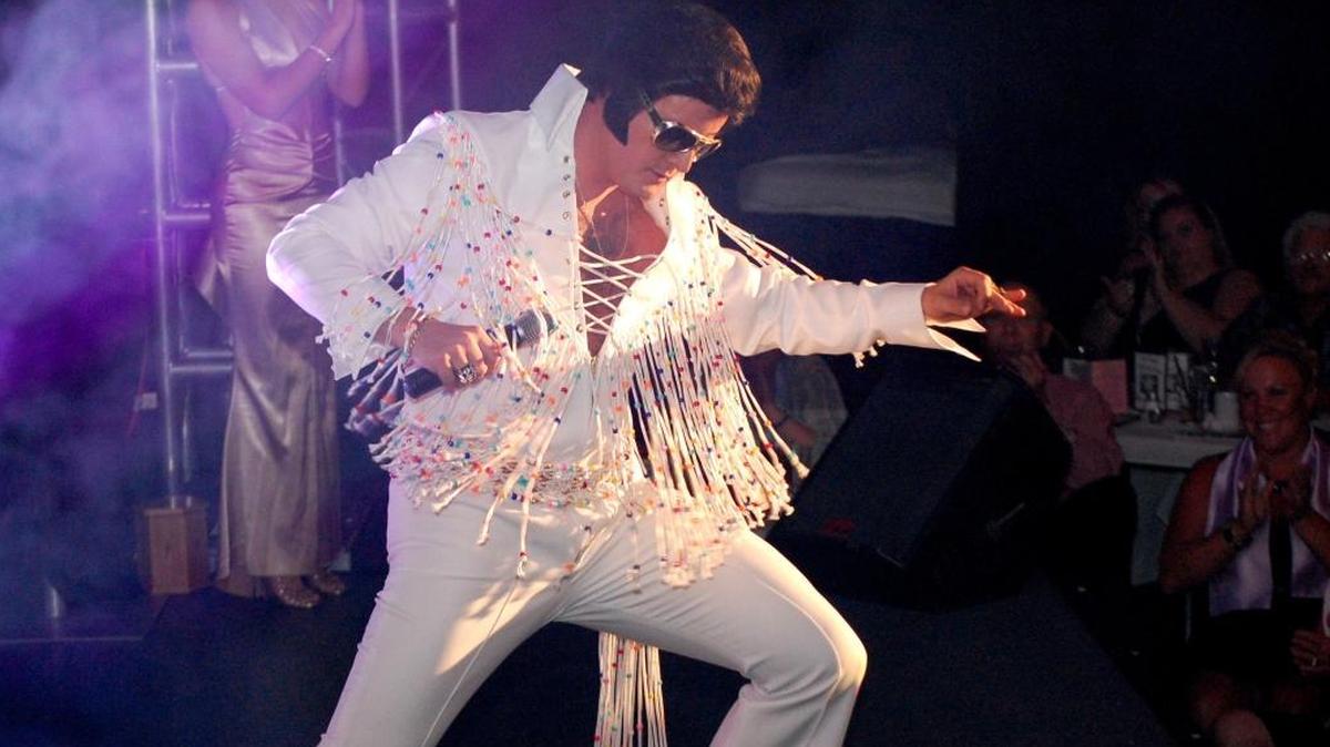 Jeremy “Elvis” Pearce performs his annual Christmas concert tonight.