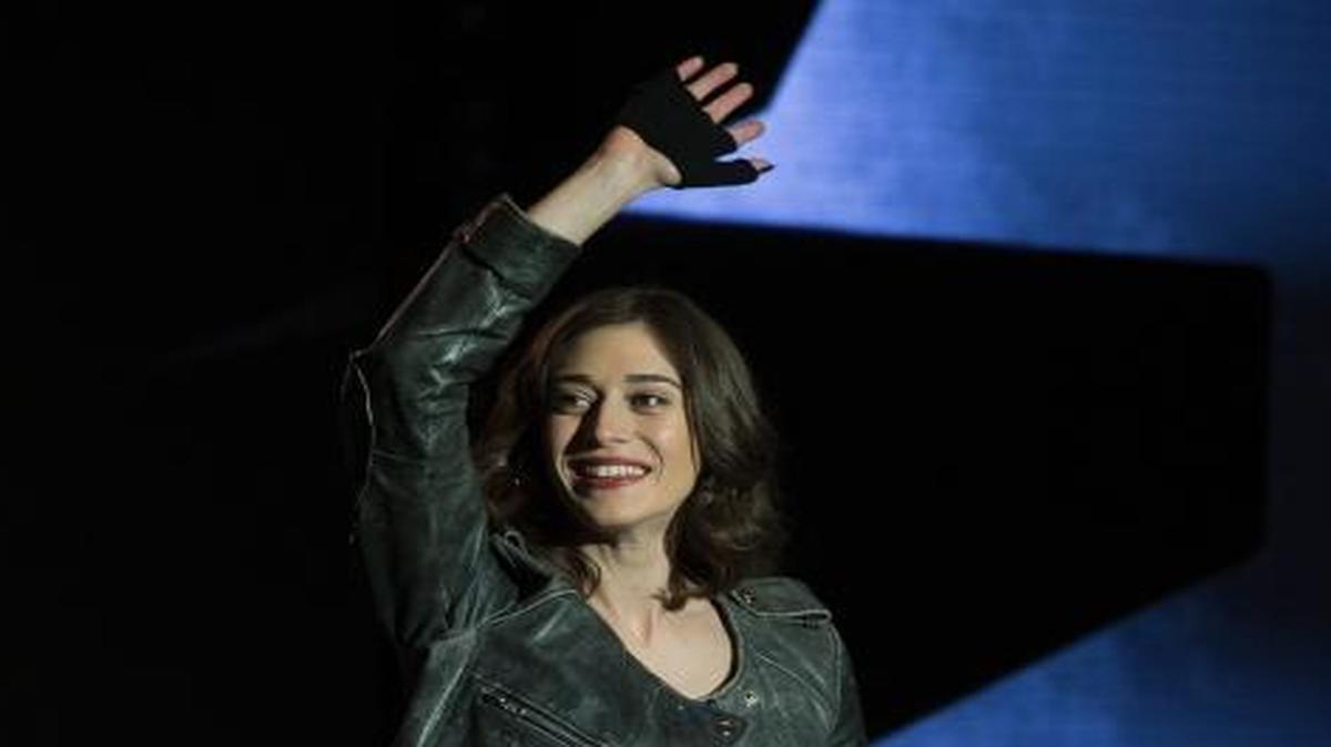 Lizzy Caplan joins the magic team in “Now You See Me 2.”