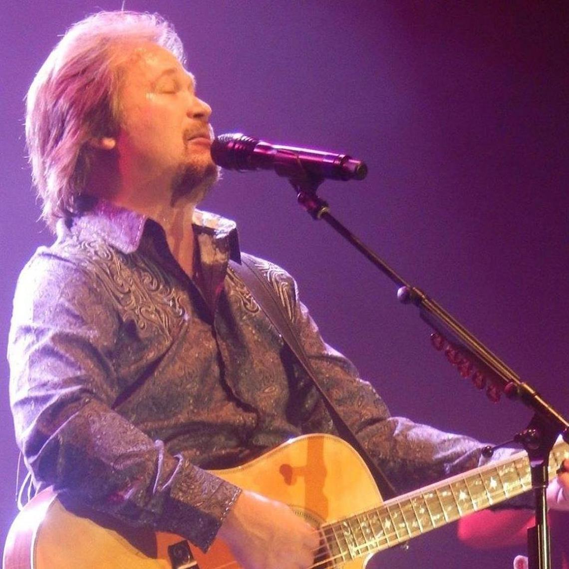 Travis Tritt plays Nov. 11 at Merced Theatre.