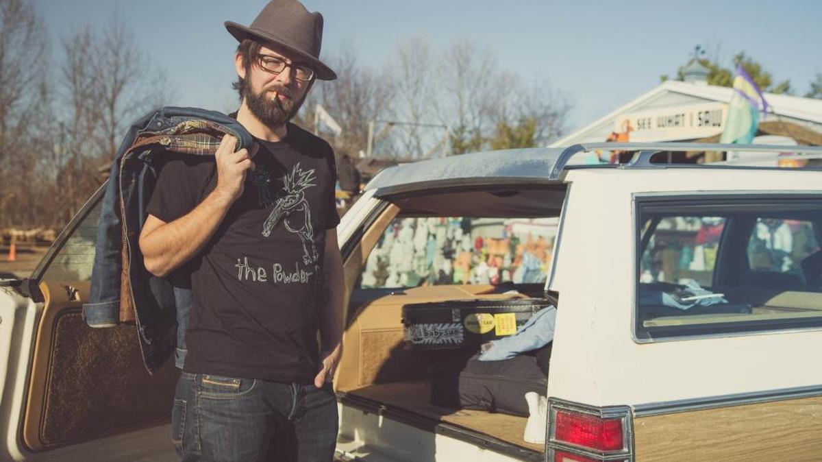 
Singer-songwriter Scott Low performs Saturday, Oct. 3, at Full Circle Brewing. 
