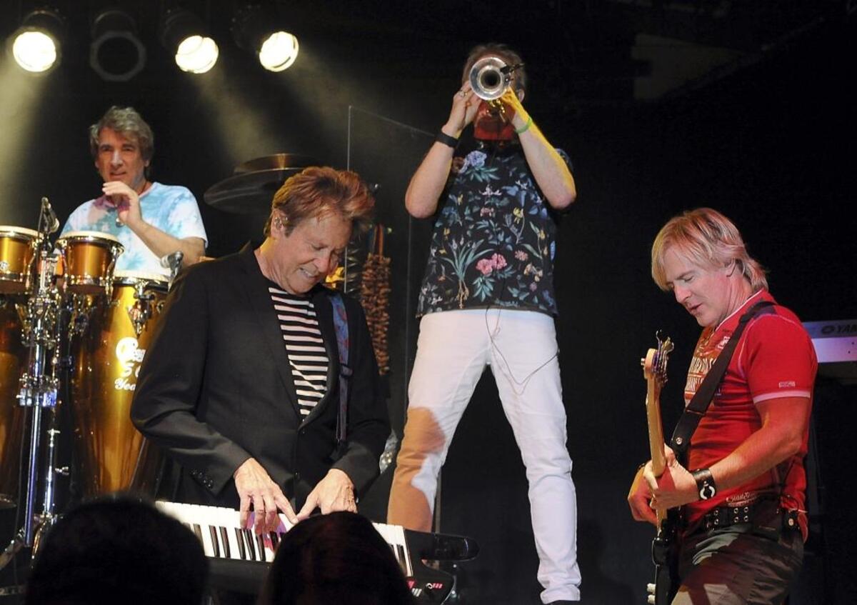 Chicago including Owen Wilson lookalike Jeff Coffey on guitar, right, performs at The Big Fresno Fair’s Paul Paul Theater Friday night, Oct. 6, 2017.
