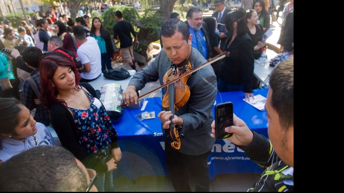 
Violinist Patrick Contreras leads an all-star lineup of local musicians in a muscial tribute to the late B.B. King, Saturday, Aug. 1 at Fulton 55.
