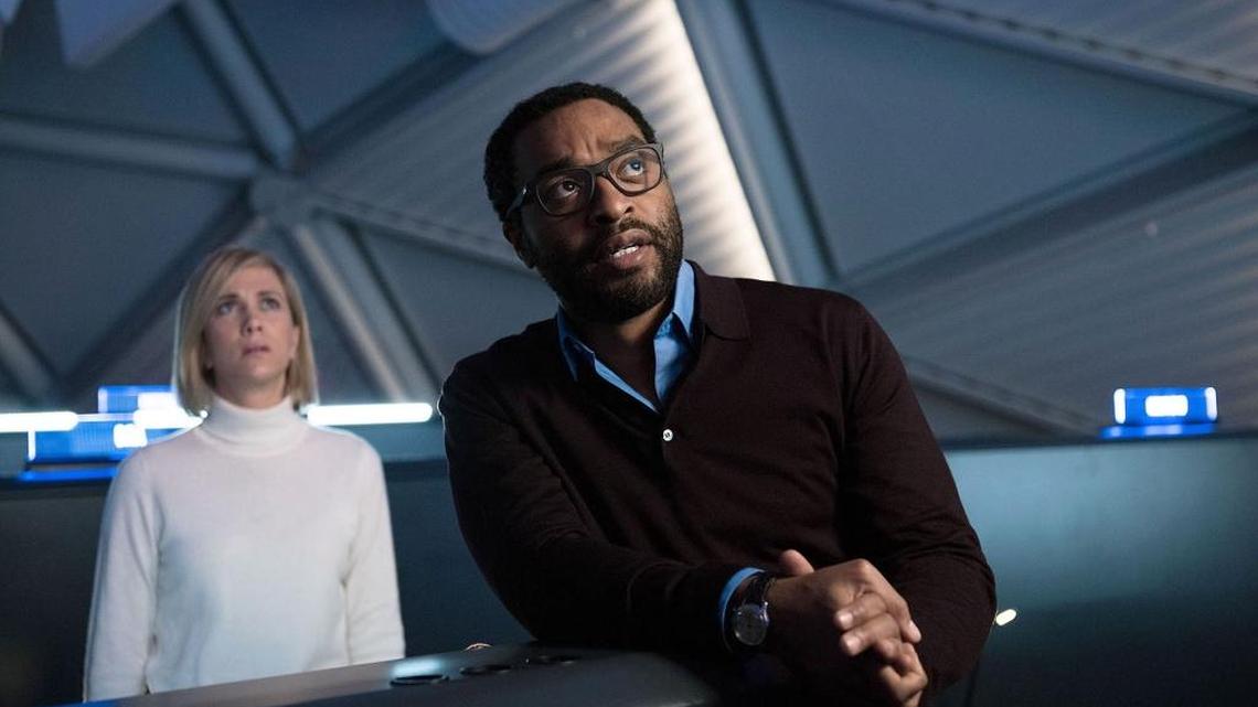 
Annie Montrose (Kristin Wiig), NASA’s media relations director, and NASA’s director of Mars missions, Dr. Vincent Kapoor (Chiwetel Ejiofor), do everything they can to bring home an astronaut stranded on Mars, in “The Martian.”
