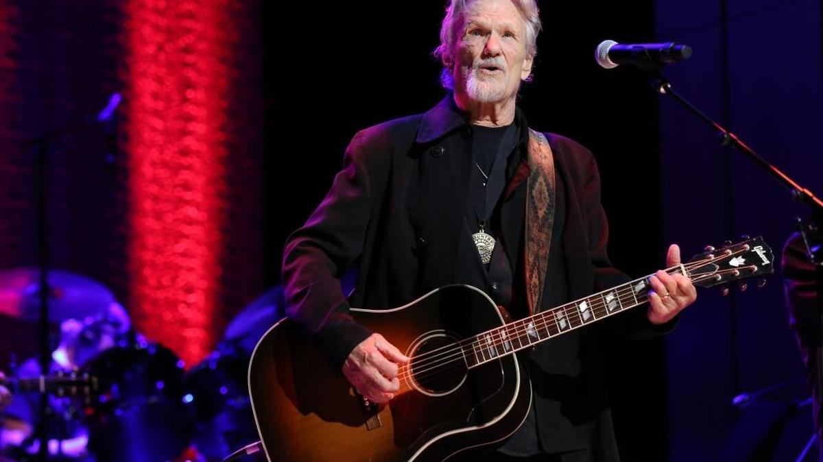 Artist Kris Kristofferson performs at the Country Music Hall of Fame Medallion Ceremony at the Country Music Hall of Fame and Museum on Sunday, Oct. 16, 2016 in Nashville, Tenn. He will play a concert Nov. 15, 2016 at Tower Theatre.