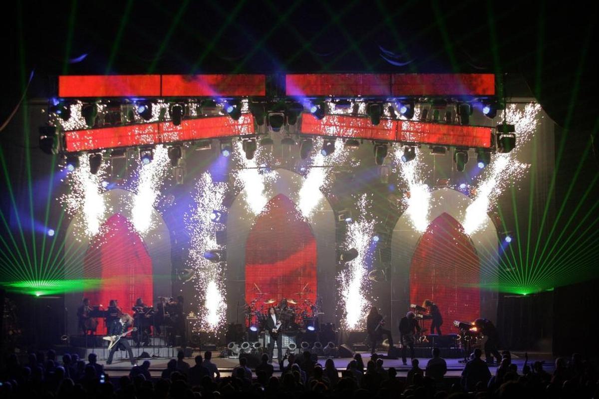 Trans-Siberian Orchestra will perform “The Ghosts of Christmas Eve.”