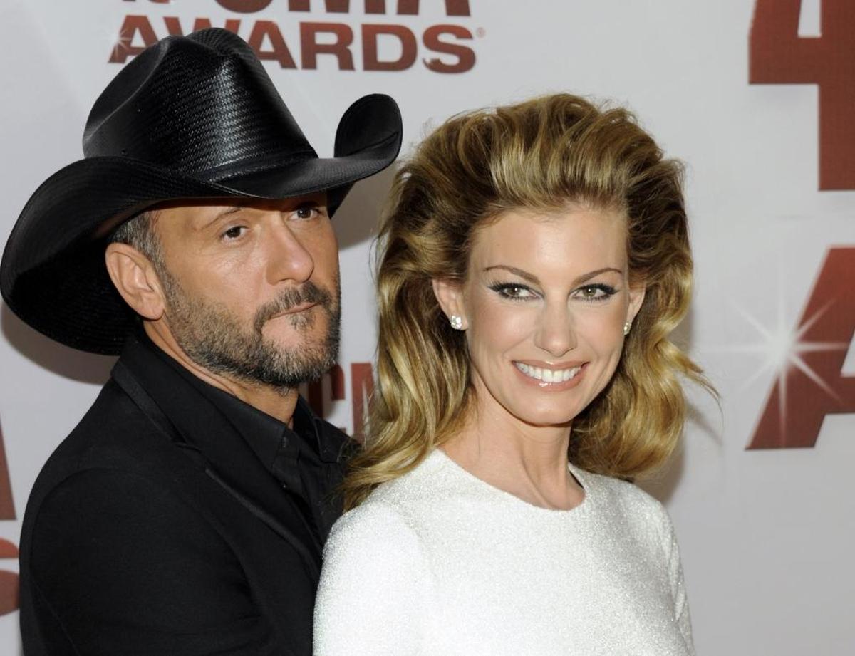 Tim McGraw and Faith Hill perform at the Save Mart Center.