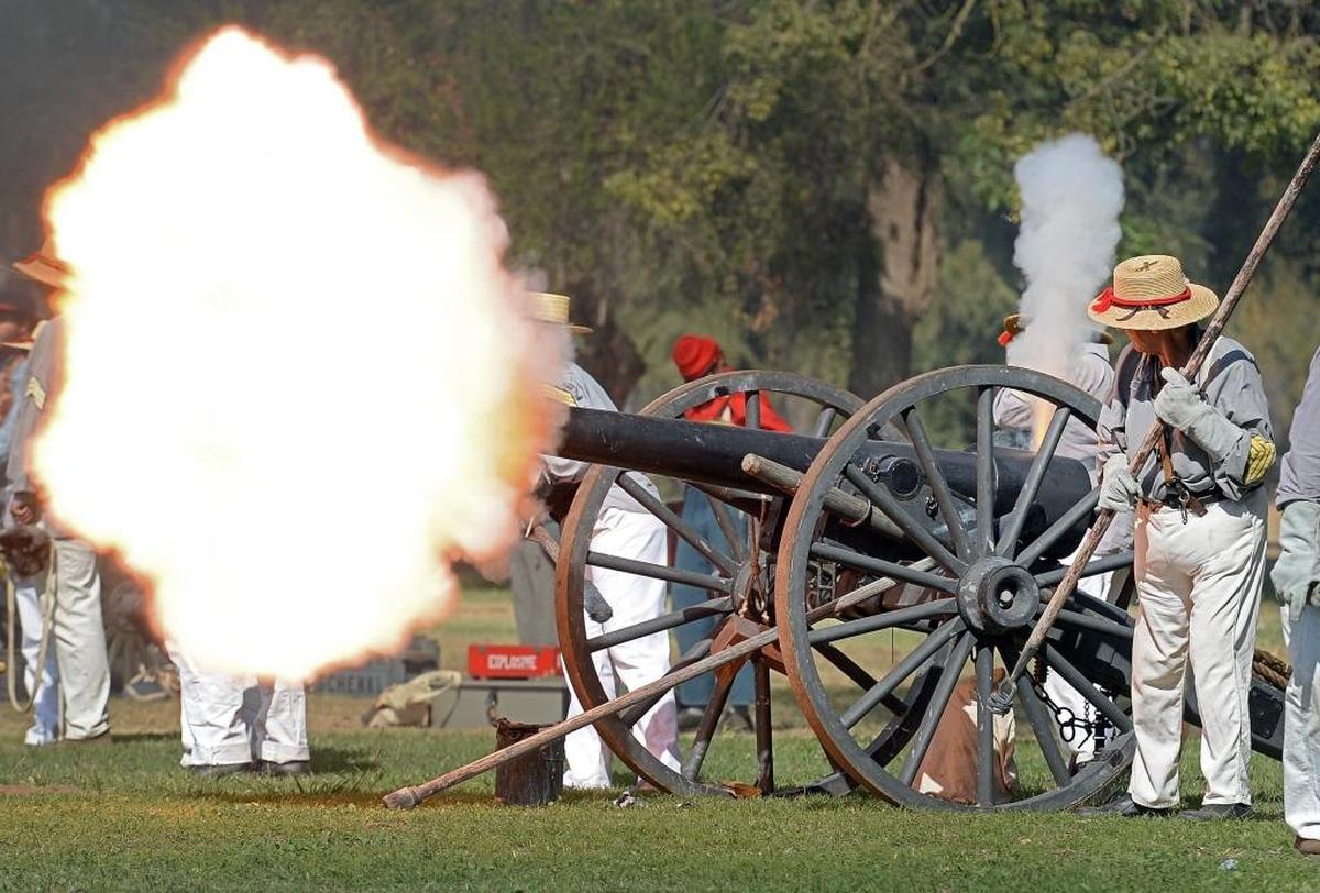 The 28th annual Civil War Revisited returns this weekend to Kearney Park.
