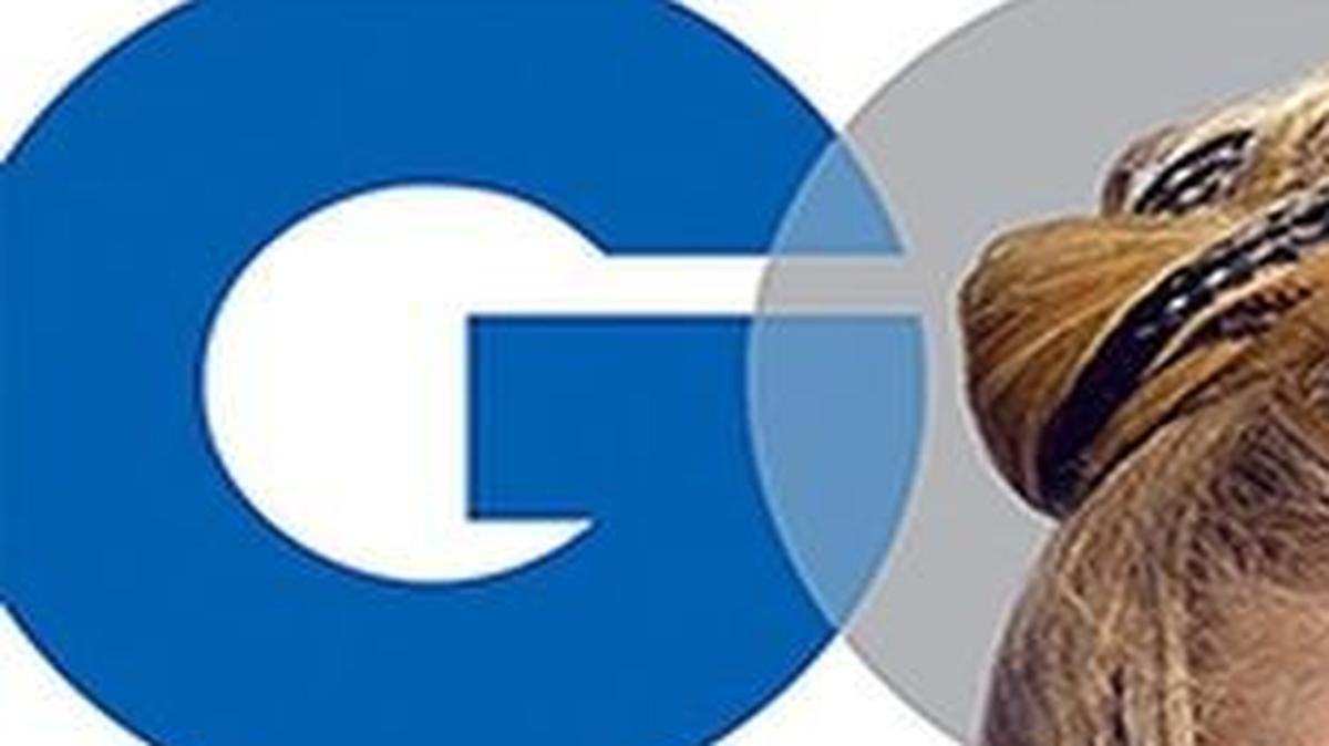 
Amy Schumer uses the Force for this August GQ cover story.
