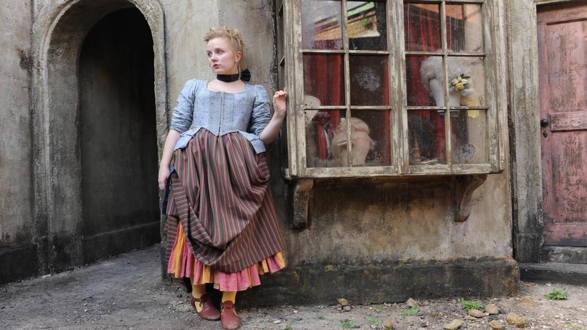 Alexa Davies plays Betsey Fletcher, one of the prostitutes in the series “Harlots.”