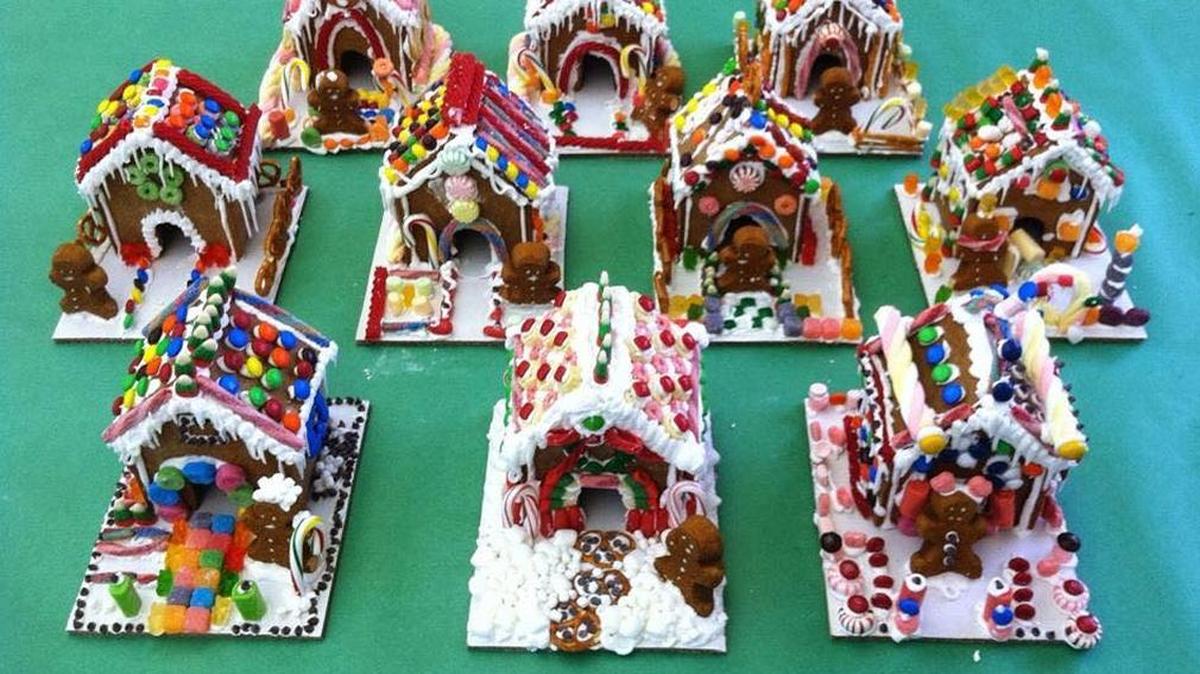 Put your personal touch on a gingerbread house just in time for Christmas.
