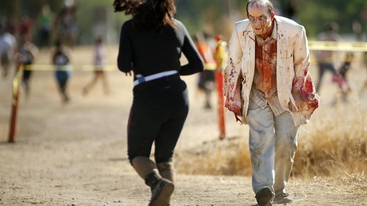 The Dead of Night Zombie Run take place in Visalia.