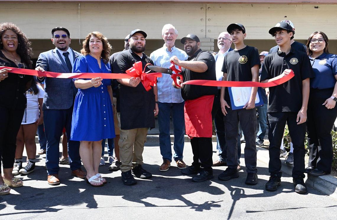 Owners of Sizzlin Smash Burgers, a the first smashburger restaurant for Madera welcomes customers on its grand opening Friday, July 18, 2025 in Madera