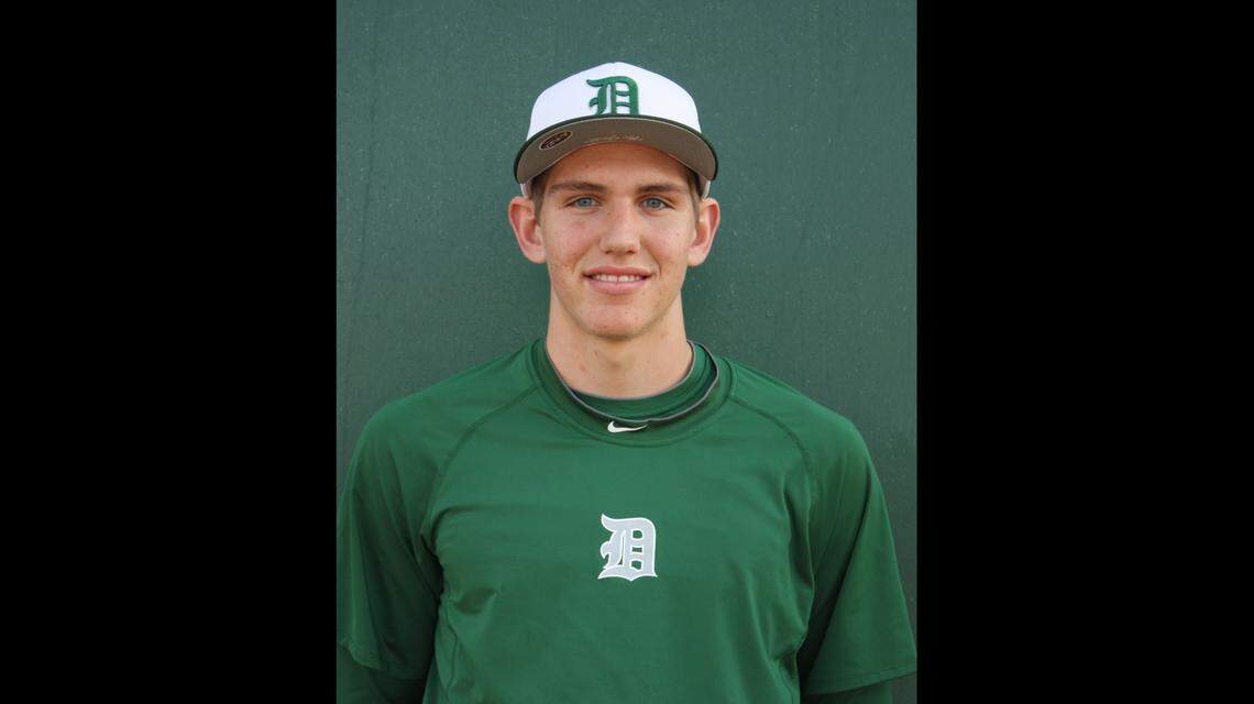 Dylan Lee while at Dinuba High.