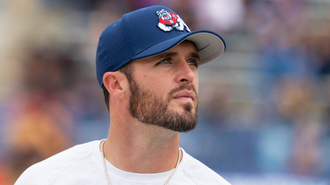 Could former Fresno State star Derek Carr be returning to NFL in 2026?