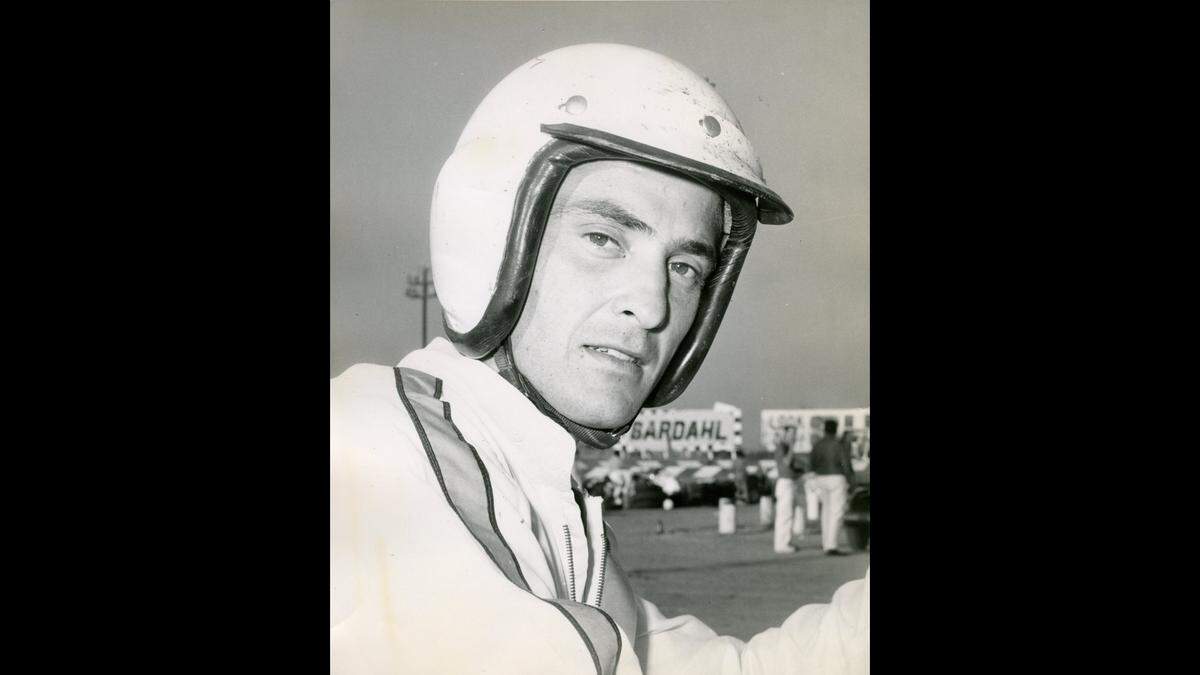 Bill Vukovich II, who had an 18-year racing career from 1965-1983 and competed in the IndyCar Series and USAC Championship, died Sunday at 79 years old.