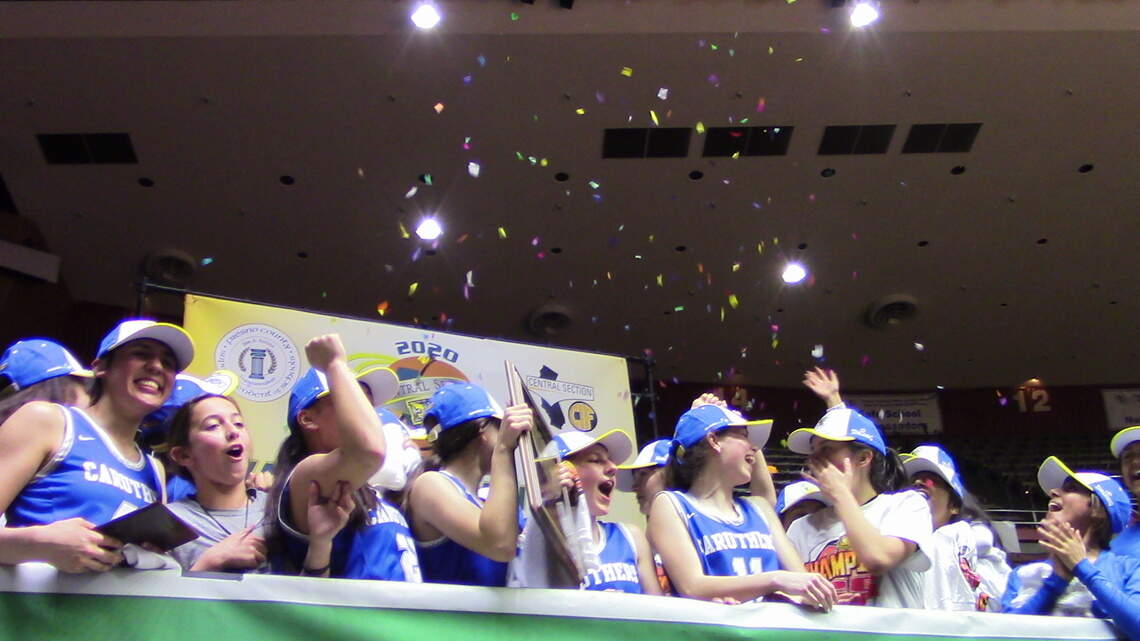 Caruthers and Sierra Pacific, both recent state champs, stage epic section title duel