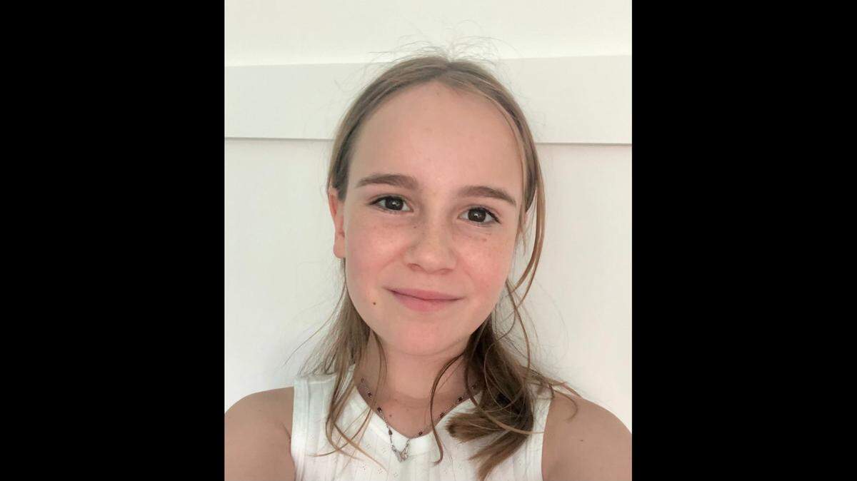 Molly Steinsapir, 12, died in February after suffering a head injury in a bicycle accident. Her mother, Kaye, has shared her experiences dealing with losing a child and has offered some suggestions how others can possibly better handle tragic situations.