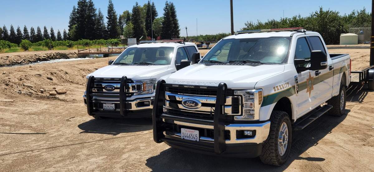 Fresno County Sheriff’s Office pulled the body of a man from a canal off Barstow Avenue west of Highway 99.