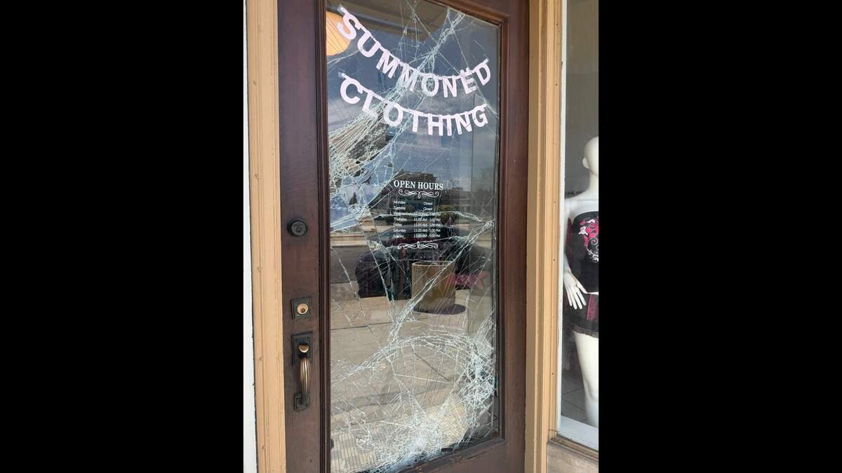 Summoned Clothing in downtown Fresno was broken into over the weekend, causing about $1,000 of damage and resulting in the loss of about the same amount in inventory.