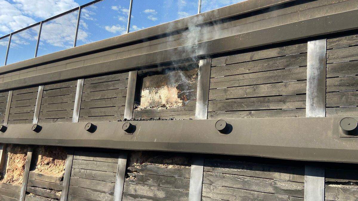 Damaged retaining walls on Interstate 5, caused during during recent firefighting efforts, will slow northbound traffic on the Grapevine over the Labor Day weekend, the California Department of Transportation reported.