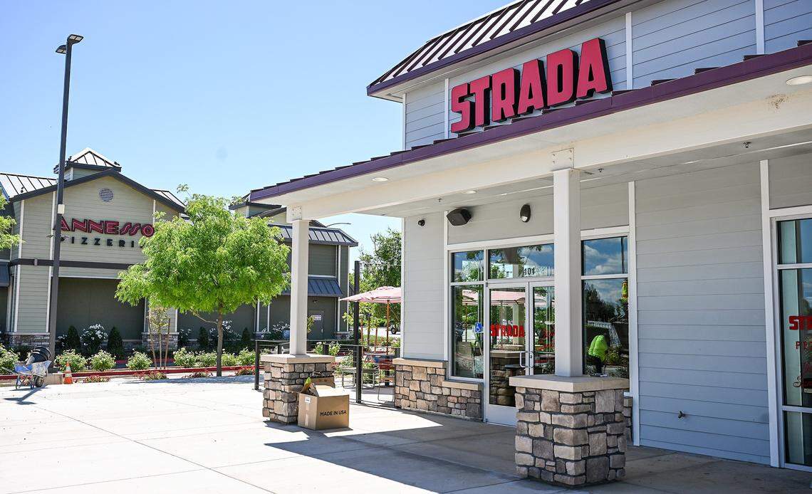 Strada, an Italian-style sandwich shop, is opening next to another of Jimmy Pardini's restaurants, Annesso Pizzeria, in the Park Crossing shopping center at Friant Road and Audubon Drive.