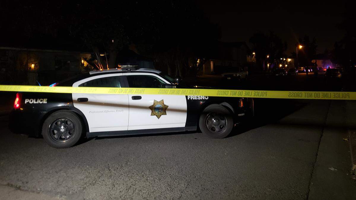 Fresno police investigate a fatal shooting near Sylmar and Hedges avenues on Friday, Nov. 9, 2018.