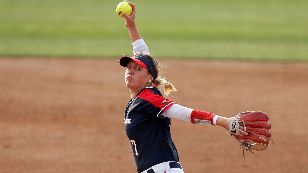 Fresno State junior pitcher Hailey Dolcini