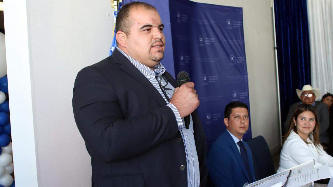 Mendota Mayor Víctor Martínez speaks at the June 2022 opening of the Salvadoran consulate in Fresno. Martínez switched to the Republican Party this week, saying Democratic policies were not serving his community.