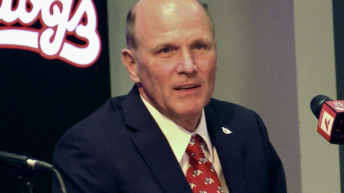 New Fresno State men’s basketball coach Vance Walberg gives his idea who Clovis West should hire as the next boys basketball coach.
